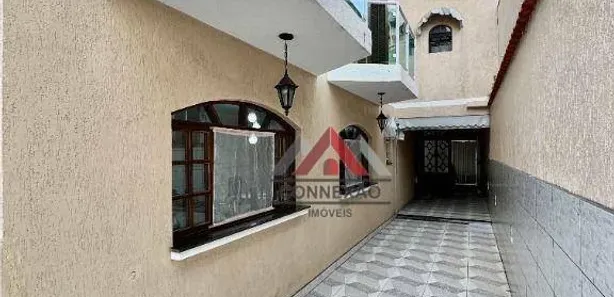 Sobrado com 3 Quartos para alugar, 258m² no Jardim dos Ipês, Suzano