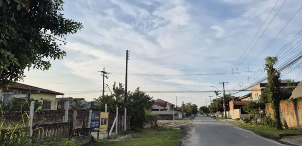 Lote/Terreno à venda, 300m² no Riviera, Matinhos