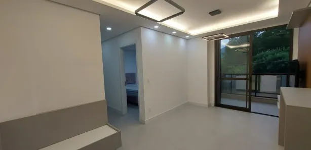 Apartamento com 2 Quartos para alugar, 65m² no , 