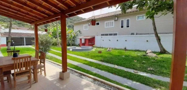 Casa com 5 Quartos à venda, 380m² no Guaiúba, Guarujá