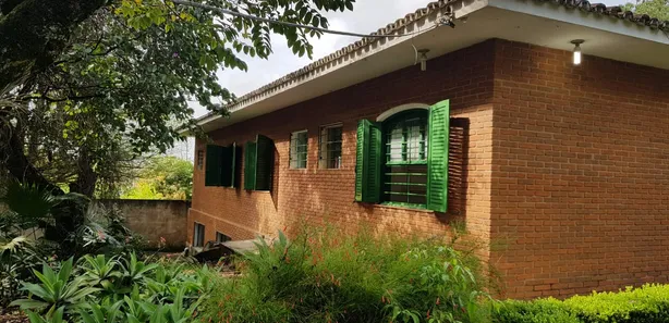 Casa com 5 Quartos para alugar, 440m² no Centro, Paranapanema