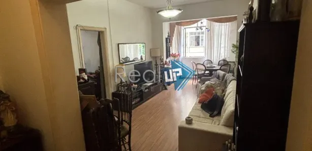 Apartamento com 2 Quartos à venda, 80m² no Leme, Rio de Janeiro