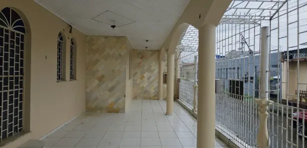 Casa com 4 Quartos à venda, 300m² no Alvorada, Manaus