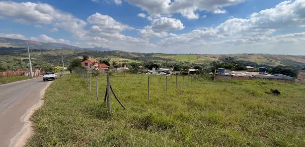Lote/Terreno à venda, 589m² no Nazaré, São Joaquim de Bicas