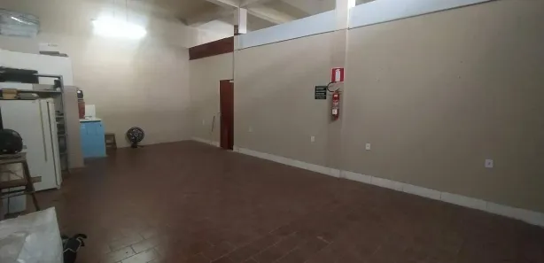 Ponto Comercial para alugar, 50m² no Tirol (Barreiro), Belo Horizonte