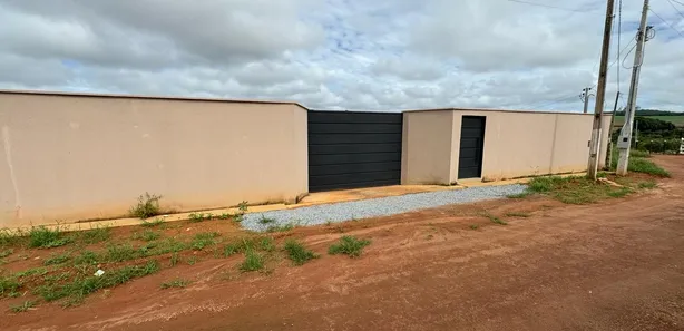 Fazenda/Sítio com 2 Quartos à venda, 218m² no Setor Central, Gameleira de Goiás