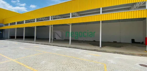 Ponto Comercial para alugar, 600m² no Angola, Betim