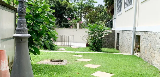 Imóvel Comercial com 6 Quartos à venda, 600m² no Cosme Velho, Rio de Janeiro