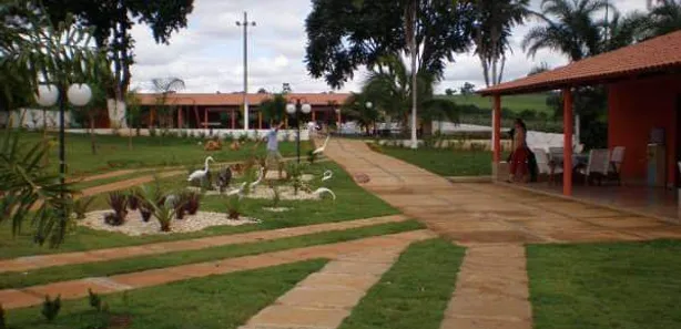 Fazenda/Sítio com 8 Quartos à venda, 77000m² no , Goianápolis