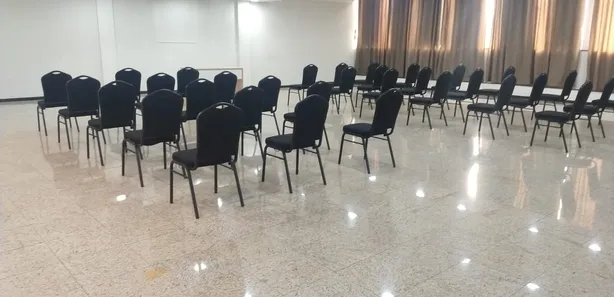 Ponto Comercial para alugar, 230m² no Taquara, Rio de Janeiro