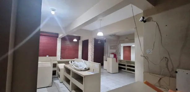 Ponto Comercial para alugar, 35m² no Heliópolis, Belo Horizonte