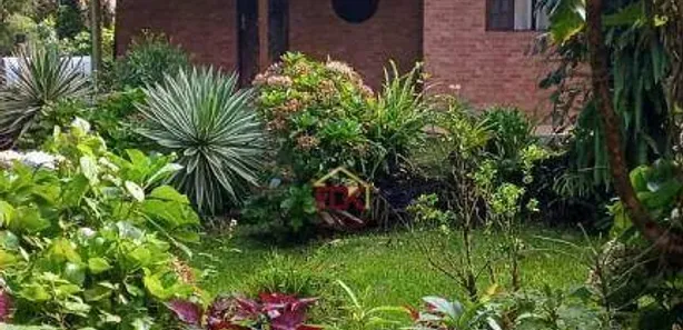 Casa de Condomínio com 3 Quartos para venda ou aluguel, 130m² no , Santo Antônio do Pinhal