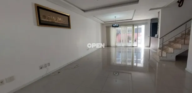 Sobrado com 3 Quartos para alugar, 230m² no Igara, Canoas