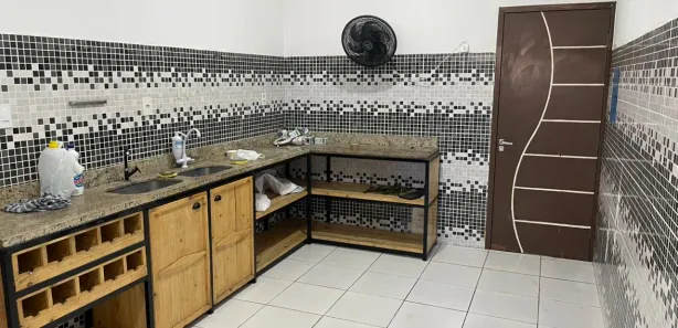 Casa de Condomínio com 3 Quartos para alugar, 100m² no São Jorge, Manaus