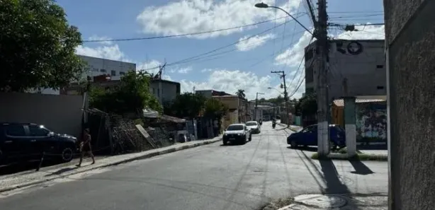 Galpão/Depósito/Armazém à venda, 1245m² no Aracuí, Lauro de Freitas