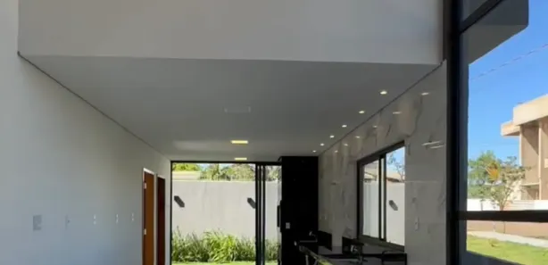 Casa de Condomínio com 3 Quartos para alugar, 220m² no Residencial Villa Suiça, Cidade Ocidental