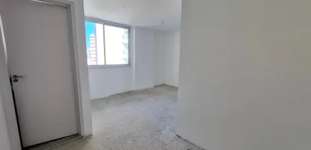 Sala Comercial à venda, 21m² no Santa Rosa, Niterói