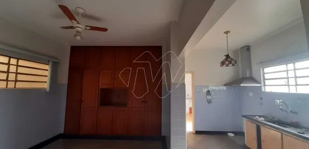 Casa com 2 Quartos à venda, 229m² no Centro, Araraquara