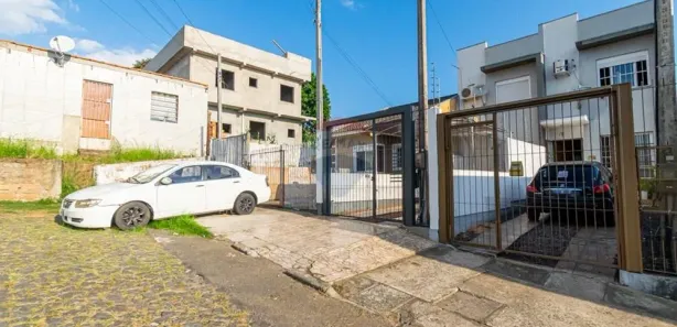 Sobrado com 2 Quartos à venda, 71m² no Parque Granja Esperança, Cachoeirinha