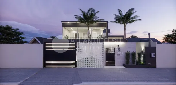 Sobrado com 3 Quartos à venda, 200m² no , Matinhos