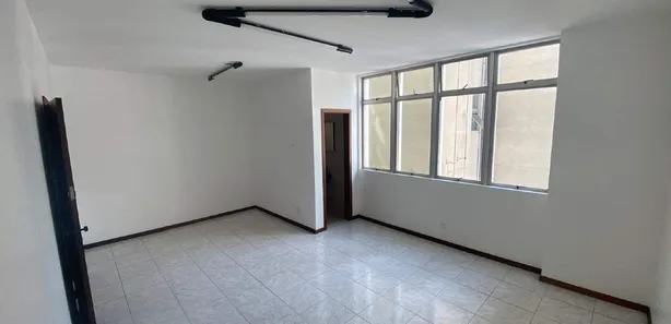 Sala Comercial à venda, 28m² no Santo Agostinho, Belo Horizonte