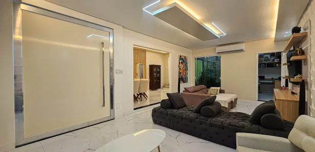 Casa com 4 Quartos à venda, 350m² no Aleixo, Manaus