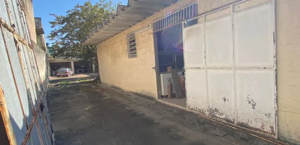 Galpão/Depósito/Armazém para alugar, 360m² no Rancho Novo, Nova Iguaçu