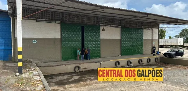 Galpão/Depósito/Armazém para alugar, 500m² no Dom Avelar, Salvador