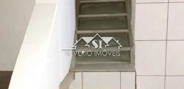 Ponto Comercial para alugar, 95m² no Quarteirão Brasileiro, Petrópolis