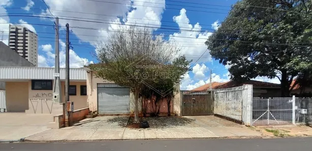 Imóvel Comercial com 3 Quartos à venda, 323m² no Centro, Araraquara
