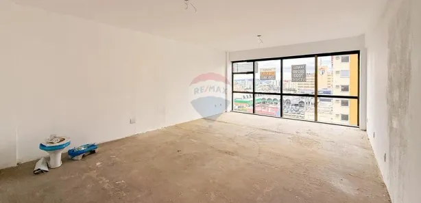 Sala Comercial à venda, 45m² no Centro, Canoas