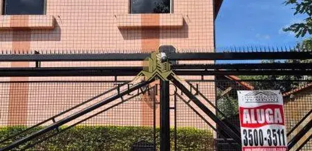 Casa com 2 Quartos para alugar, 60m² no Aeroporto, Belo Horizonte