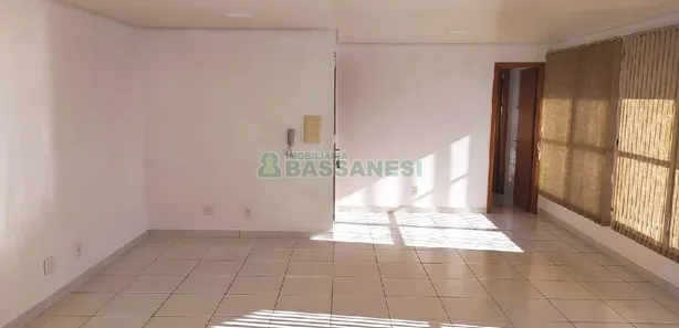 Sala Comercial à venda, 45m² no Madureira, Caxias do Sul