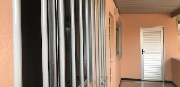 Casa com 1 Quarto para alugar, 60m² no Maria Virgínia, Belo Horizonte