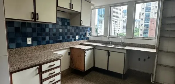 Apartamento com 4 Quartos à venda, 150m² no Lourdes, Belo Horizonte