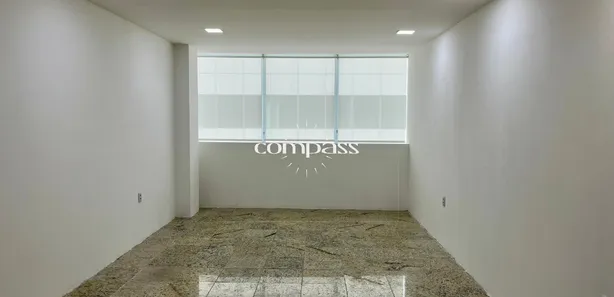 Sala Comercial para venda ou aluguel, 33m² no Paiva, Cabo de Santo Agostinho