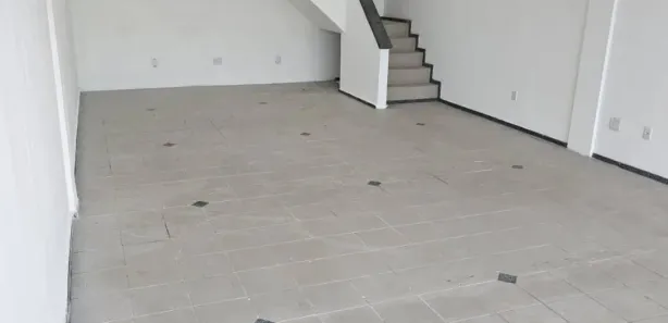 Ponto Comercial à venda, 100m² no Chapada, Manaus