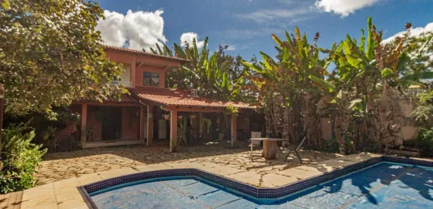 Casa com 6 Quartos à venda, 346m² no Park Way, Brasília