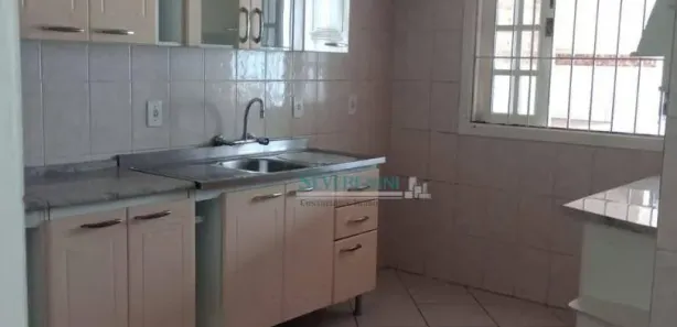 Sobrado com 3 Quartos à venda, 136m² no Jardim do Bosque, Cachoeirinha