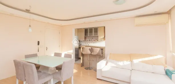 Apartamento com 2 Quartos para alugar, 65m² no Partenon, Porto Alegre