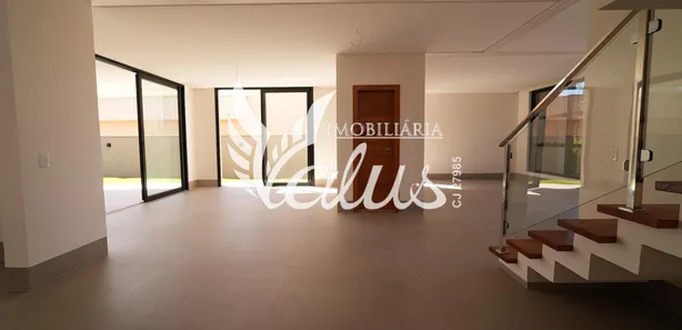 Sobrado com 3 Quartos à venda, 264m² no Jardins Verona, Goiânia