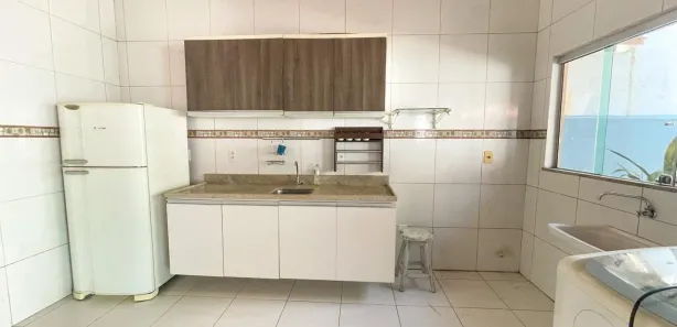 Casa de Condomínio com 3 Quartos para alugar, 240m² no Ponta Negra, Manaus