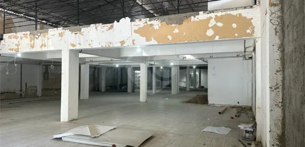 Galpão/Depósito/Armazém para venda ou aluguel, 810m² no Pitanguinha, Maceió