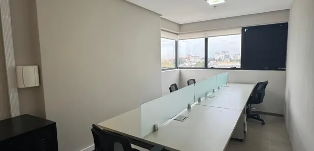 Sala Comercial para alugar, 70m² no Adrianópolis, Manaus