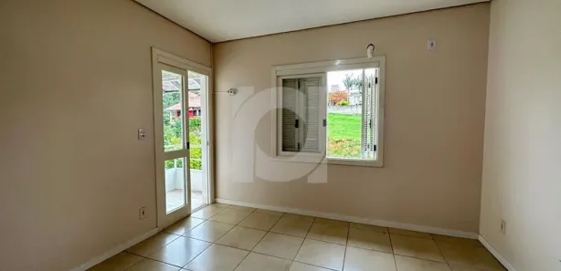 Sobrado com 2 Quartos à venda, 90m² no Loteamento Riva, Portão
