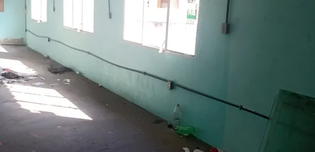 Galpão/Depósito/Armazém para venda ou aluguel, 900m² no Rocha Miranda, Rio de Janeiro