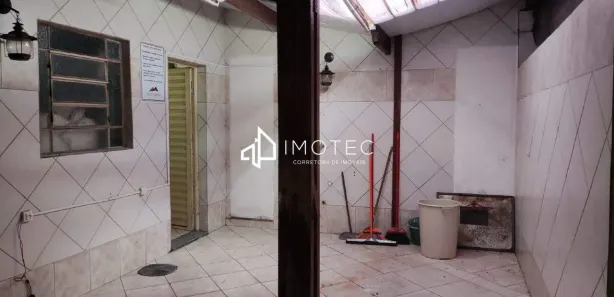 Ponto Comercial para alugar, 140m² no Santa Efigênia, Belo Horizonte