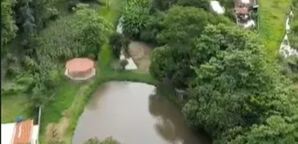 Fazenda/Sítio com 3 Quartos à venda, 18000m² no Centro, Inhumas