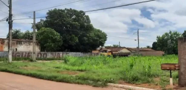 Lote/Terreno com 1 Quarto à venda, 429m² no Loteamento Cidade de Alvorada, Alvorada