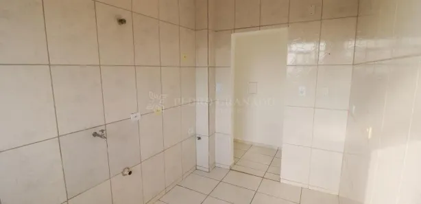 Kitnet com 1 Quarto para alugar, 38m² no Zona 07, Maringá